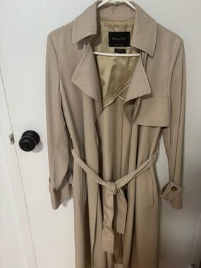 Massimo Dutti Light Beige Trench Coat with Self-Tie Belt